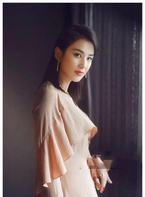 杨子黄圣依